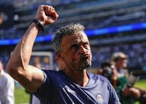 差点通关英超！巴黎胜曼城、利物浦、阿森纳、热刺，只没赢切尔西