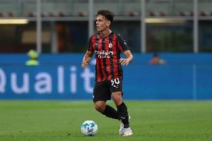 3900万欧刚签的😖都体：亚沙里腓骨骨折，至少缺席到11月