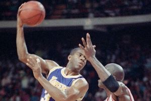 布莱恩-肖评历史最佳首发：魔术师乔丹伯德邓肯奥尼尔