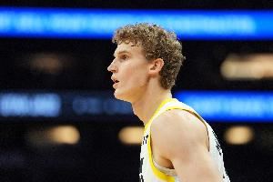 马尔卡宁&菲利波夫斯基&尼昂第一天就因各自伤病缺席训练！