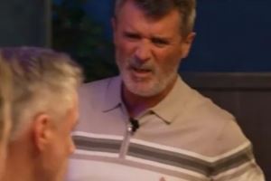 一脸懵🤣太阳报：基恩和卡拉格差点在播客节目上撞衫