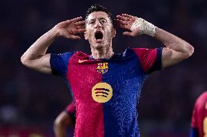 4年红蓝生涯！罗马诺证实：莱万确实很可能明夏自由身离开巴萨